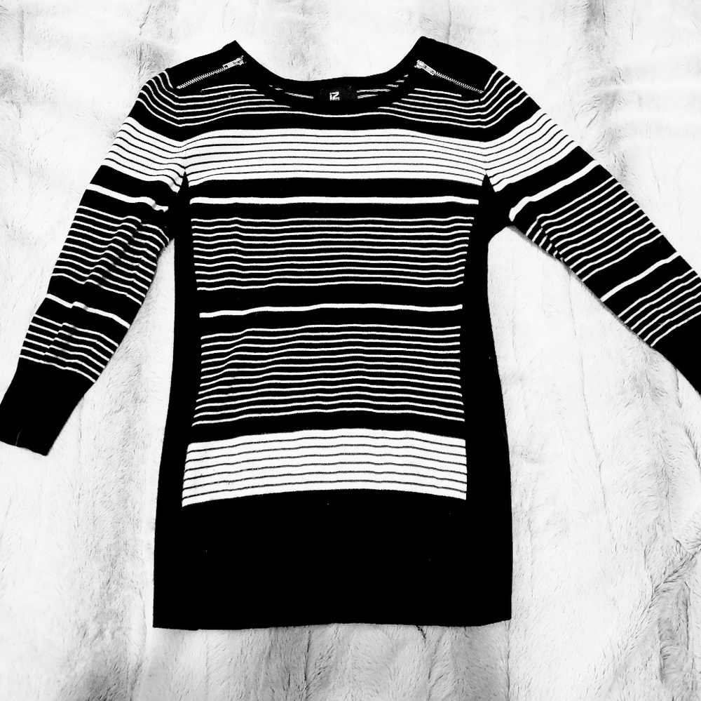 Zipper detail sweater